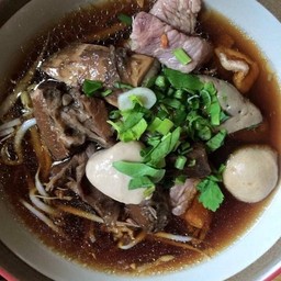 เตี๋ยวเนื้อรวม