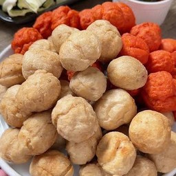 ลูกชิ้นปลาระเบิดชุดละ