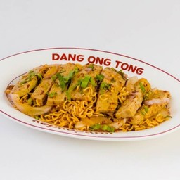 ลาบมาม่าหมูยอ