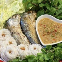 ร้านเมี่ยงยำแซ่บ