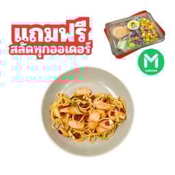สปาเก็ตตี้ผัดพริกแห้งไส้กรอก