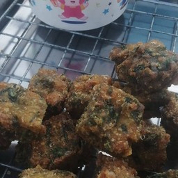 กุยช่ายทอดโบอัน