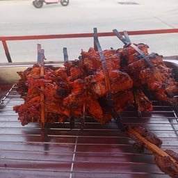 ไก่ย่างแดงในตำนาน