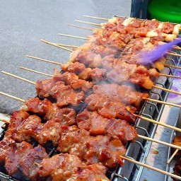 ครัวเฌอรินทร์ หมูปิ้งหลังแขวง