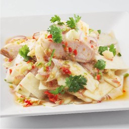 ยำหมูย่างยอดมะพร้าว