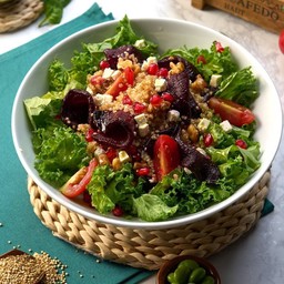 สลัดควินัว บีทรูท และเคล