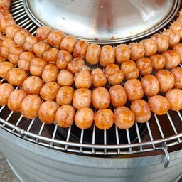 ไส้กรอกอีสานรสไม่เปรี้ยว(10ลูก20บ.)