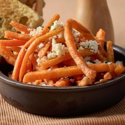 มันหวานทอดและเฟต้าชีส