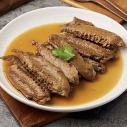 ปีกเป็ดตุ๋นล้วน