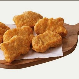 นักเก็ตไก่ 6 ชิ้น