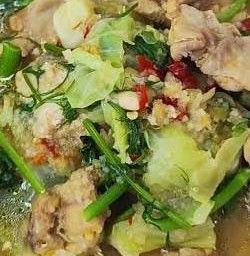 แกงอ่อมหมู