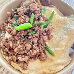 ไข่ข้นหมูสับผักพริกขี้หนู