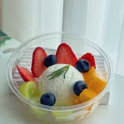 กรีกโยเกิร์ตผลไม้รวม