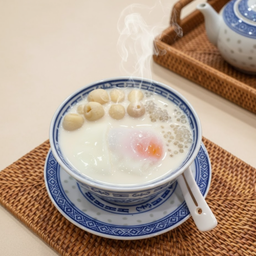 ไข่ต้มสาคูนมสดเม็ดบัว 蛋鲜奶链子西米露Boiled Egg with Sago, Fresh Milk & Lotus Seeds