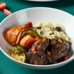 เนื้อแก้มวัวตุ๋น