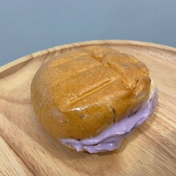 ขนมปังปิ้ง ไส้เผือกหอม