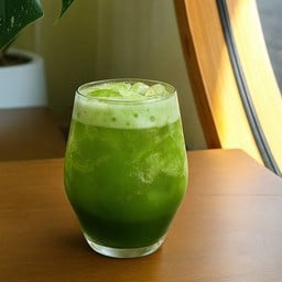 Matcha Sparking (12 oz)