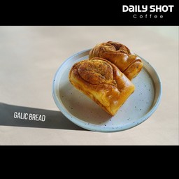 ขนมปังกระเทียม