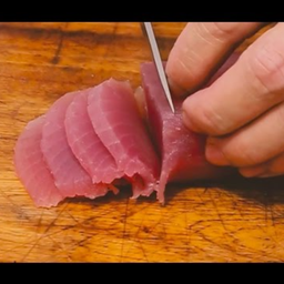 Yellowfin Tuna sashimiคิฮาดะทูน่าซาชิมิ