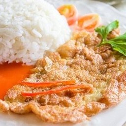 ข้าวไข่เจียวทรงเครื่อง