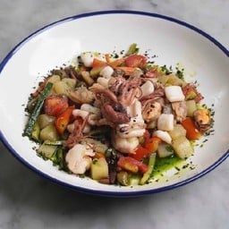 Steamed fresh mixed Seafood Tiger prawn, squid, octopus, Italian mussels Japanese littleneck clams, potatoes, capers Chiang Mai organic cherry tomatoes & black