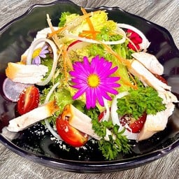 สลัดไก่ย่าง