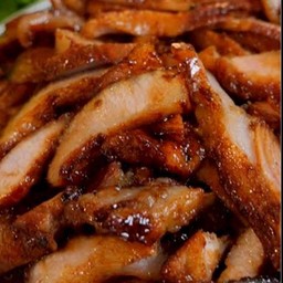 คอหมูทอดซอสเค็มหวาน 120 กรัม