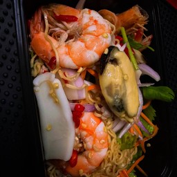 น้องแกมป์มี่ซีฟู้ด