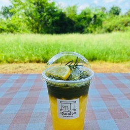 เฮือนน้อย คาเฟ่