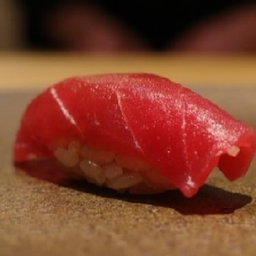 AKAMI SUSHIซูชิปลาอาคามิ