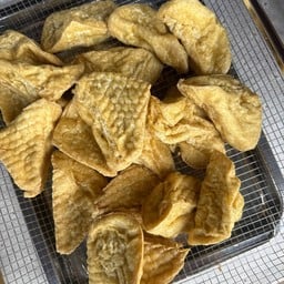 ของทอดเจ หน้าร้านซูชิคอร์เนอร์