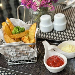 มันฝรั่งทอดติดเปลือก