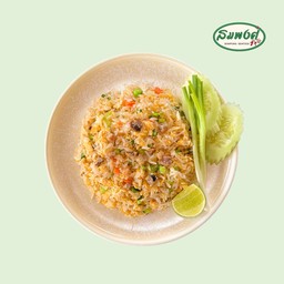 ข้าวผัดคะน้าปลาเค็ม