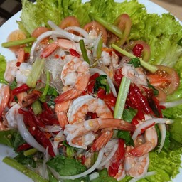 ยำกุ้งสุกวุ้นเส้นไก่สับ