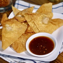 เกี๊ยวทอดไส้หมูเด้ง