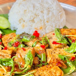 กะเพราหมูยออุบล