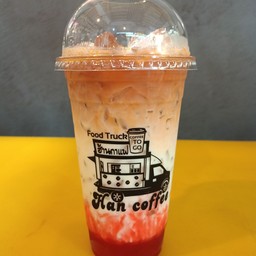 นมสตอเบอรี่ชาไทย