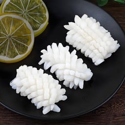 ปลาหมึก3ชิ้น 鱿鱼卷3块 Squid rolls3pcs