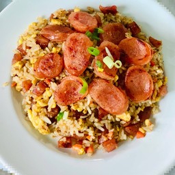 ข้าวผัดกุนเชียง 45.-