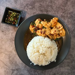 ข้าวกะเพราไก่