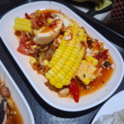 ตำข้าวโพดไข่เค็ม