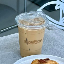 Ice Latte (ลาเต้เย็น)