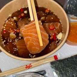 แซลมอนชุดสุดคุ้ม 200 กรัม