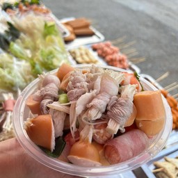 เซ็ต 10 ไม้ ฟรี น้ำซุป / น้ำจิ้ม 1 กระปุก