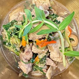 ไก่นึ่งอ่ำหล่ำ