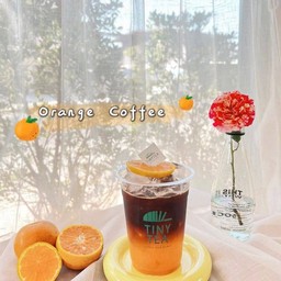 Fresh orange americano