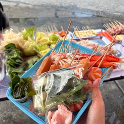 เซ็ต 15 ไม้ ฟรีน้ำซุป / น้ำจิ้ม 1 กระปุก