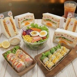 สลัด&แซนวิชL.A.(ตลาดวังน้อย)