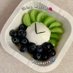 องุ่นไซมัส+บลูเบอร์รี่ กรีกโยเกิร์ต