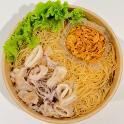 หมี่คลุก ปลาหมึก